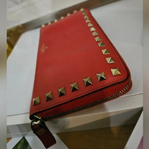 Valentino Long Rockstud Zip Around Wallet AUTHENTIC - Picture 13 of 16